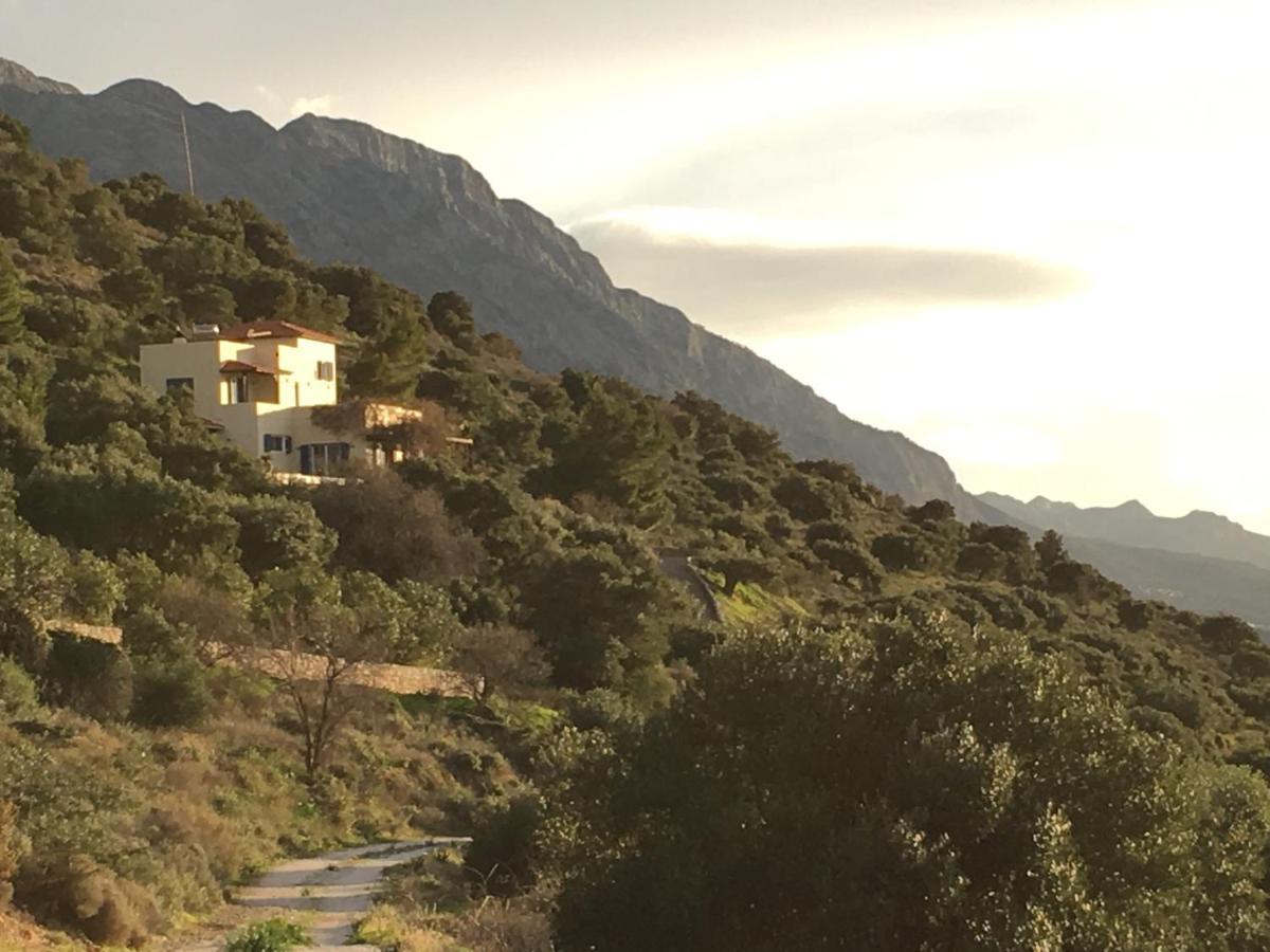 Villa Lir Tholos  Bagian luar foto