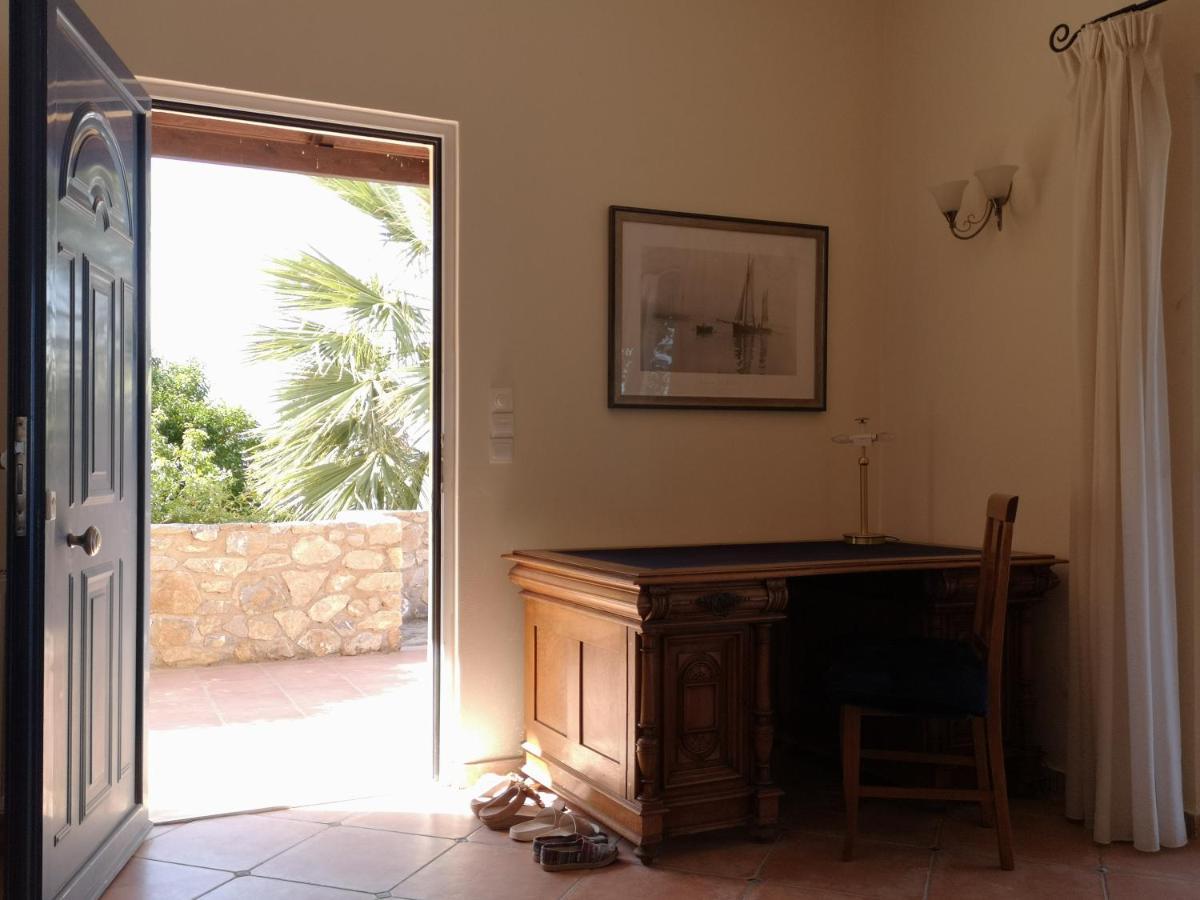 Villa Lir Tholos  Bagian luar foto
