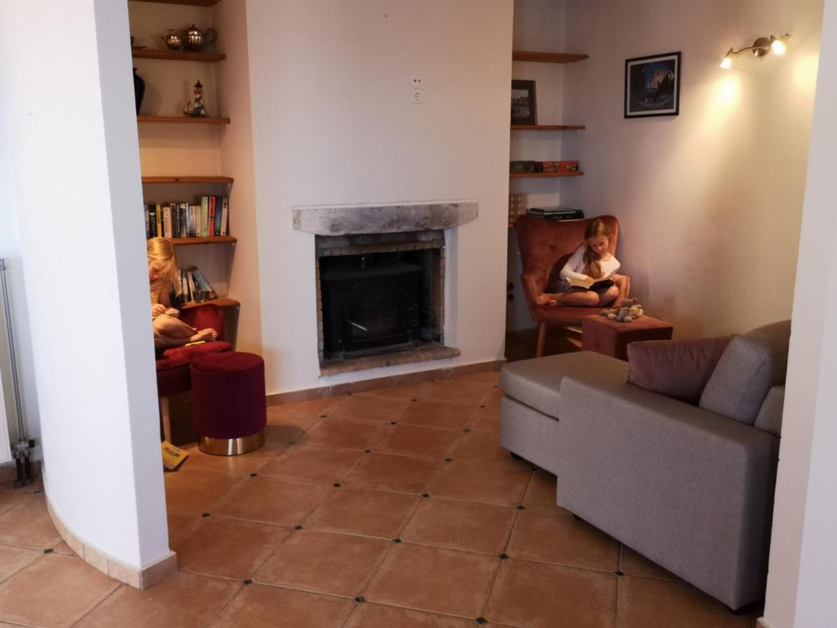Villa Lir Tholos  Bagian luar foto